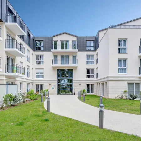 Quality St-quentin En Yvelines * Montigny-le-Bretonneux