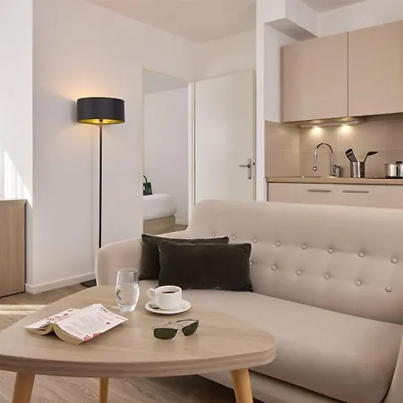 Quality St-quentin En Yvelines Hotel Montigny-le-Bretonneux